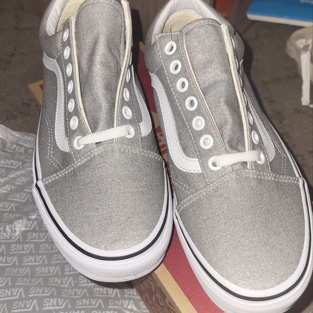 Vans silver oldskools